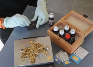 آزمایشگاه سنجش عیار طلا چیست و کجاست در ایران؟
