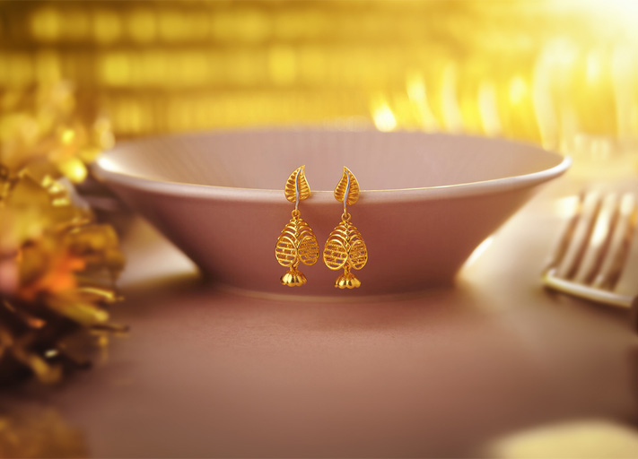 ۱۰ مدل گوشواره طلا مناسب استایل رسمی